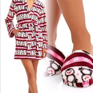 🎀1 left 🆕robe with matching slippers Giftset💗